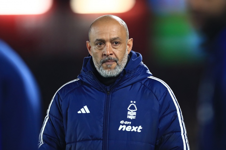 想继续执教, 不保, 赛季准备 想继续执教, 不保, 赛季准备