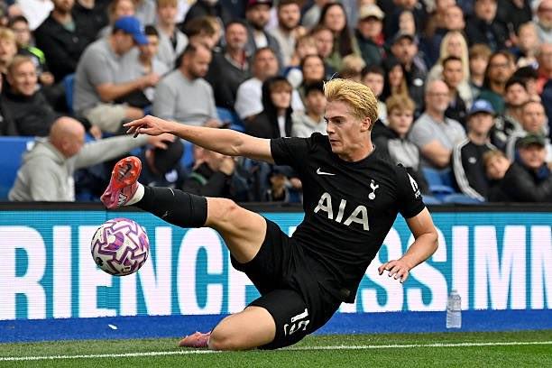 举动立即被 举动立即被